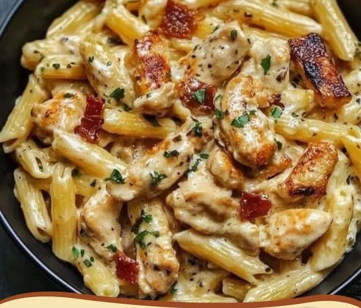 Heirate mich Hähnchen Pasta in einer eleganten Präsentation