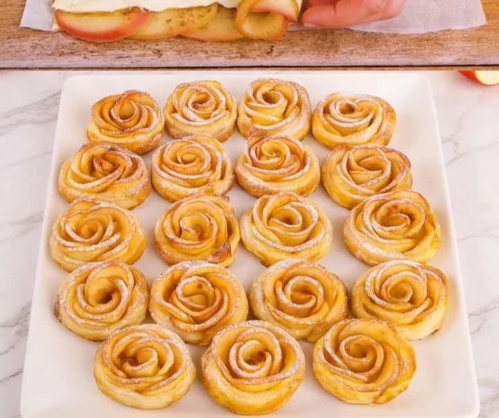 Leckeres Dessert aus einer Konditorei, in nur 5 Minuten zubereitet