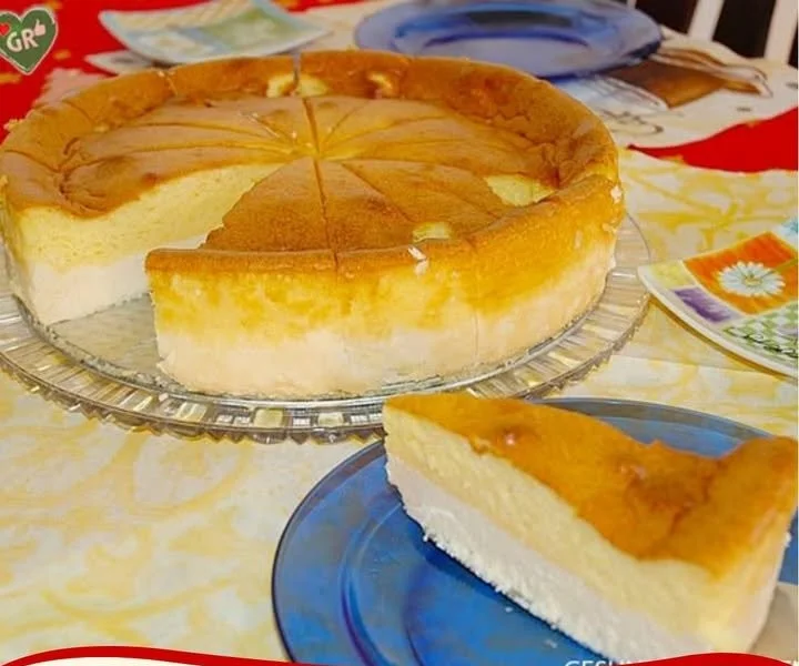 Originale DDR Eierschecke mit cremiger Füllung und köstlichem Boden