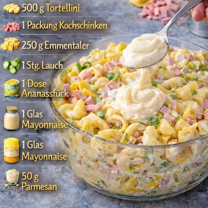 Leckere Tortellinisalat mit frischem Gemüse und Dressing