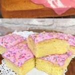 Verrückter Kuchen mit bunten Toppings und verführerischem Geschmack