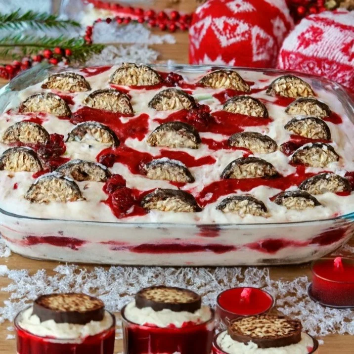 Weihnachts Schokokuss Dessert in 5 Minuten zubereitet