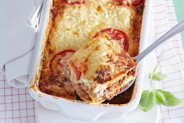 Leckere Low Carb Eier-Lasagne aus frischen Zutaten