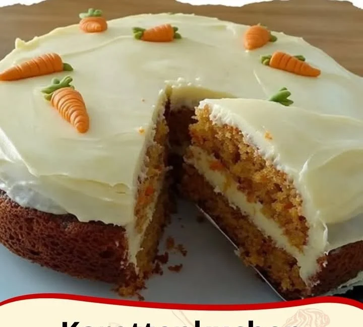 Saftiger und aromatischer Karottenkuchen auf einem Teller