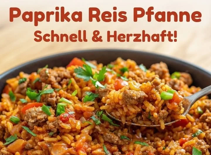 Schüssel mit Paprika-Reis und Hackfleisch, garnierte Petersilie