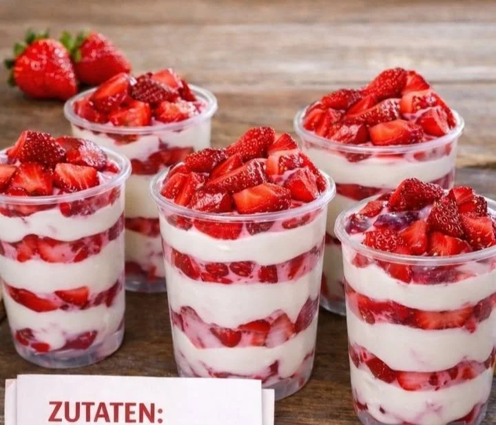 Frisches und einfaches Dessert, das jeder liebt - perfekt für jeden Anlass.