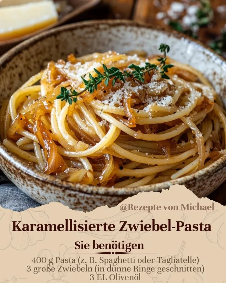 Teller mit karamellisierter Zwiebel-Pasta, garniert mit frischen Kräutern