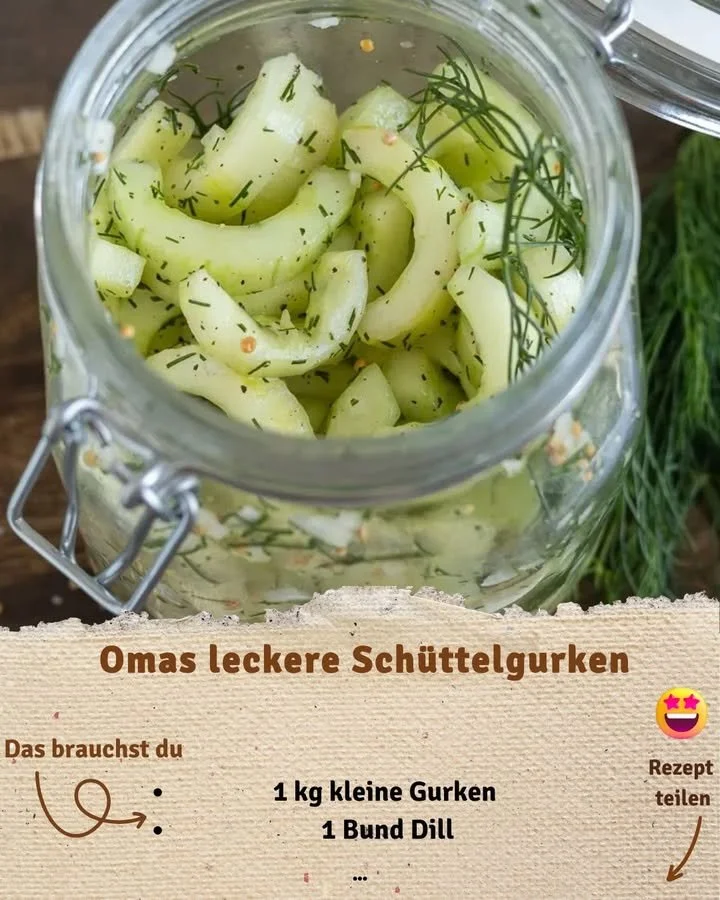 Köstliche Omas Schüttelgurken im Glas, perfekt für den Sommer.