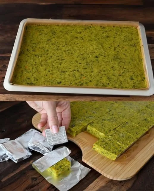 Selbst gemachte Gemüsewürfel aus frischem Gemüse in einer Schüssel