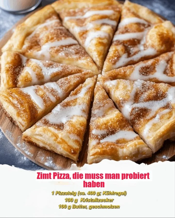 Leckere Zimtpizza mit Zimt und Zucker, frisch gebacken und serviert.