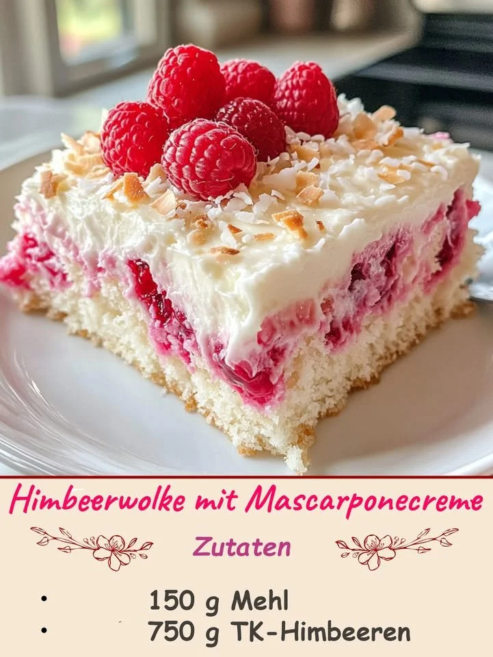 Himbeerwolke mit Mascarponecreme wunderschön angerichtet auf einem Teller