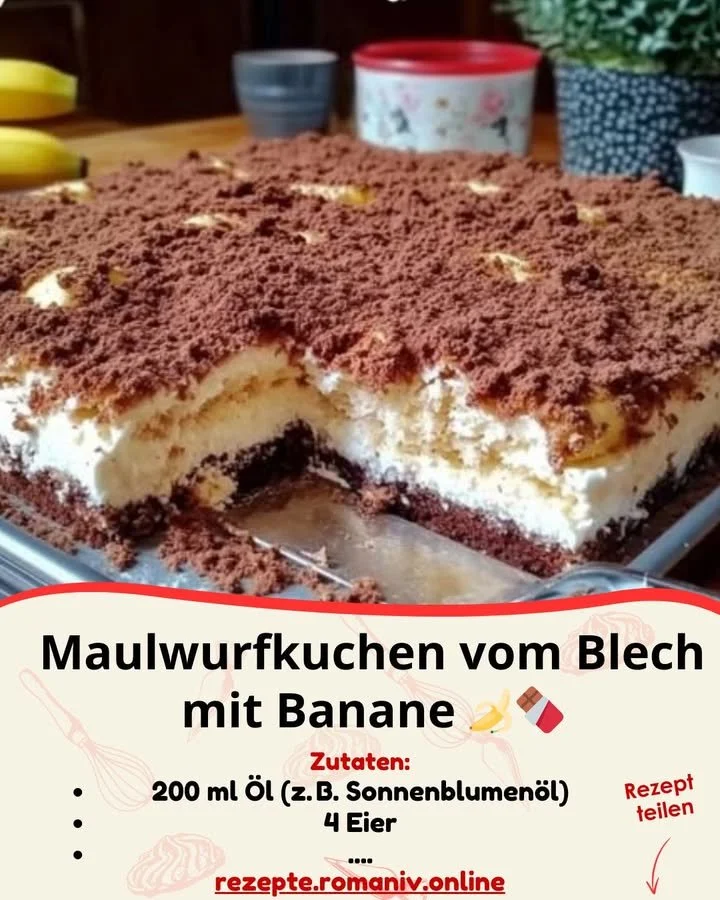 Banana Maulwurfkuchen vom Blech mit schokoladiger Dekoration
