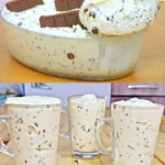 Gläserne Mohrenkopfcreme mit Schaum und Schokolade, beliebt in Desserts