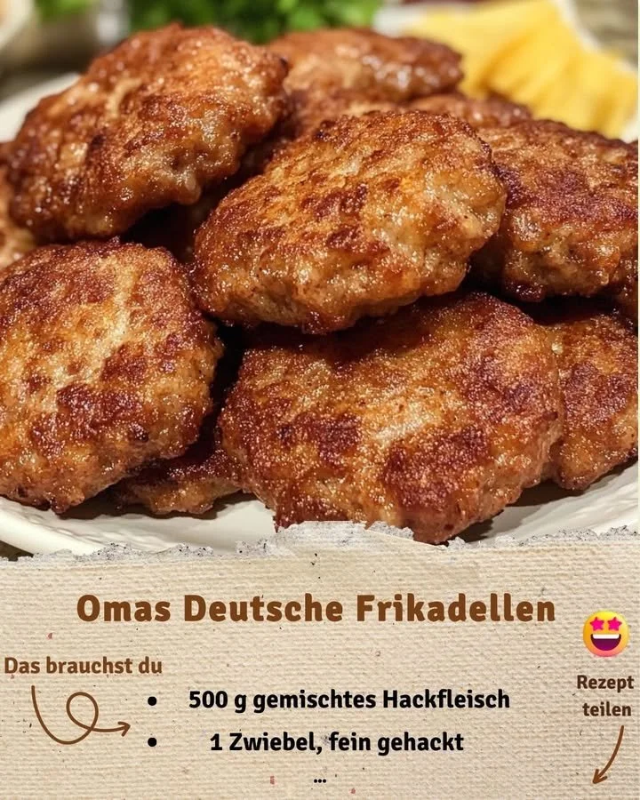 Omas Deutsche Frikadellen auf einem Teller serviert mit Beilagen
