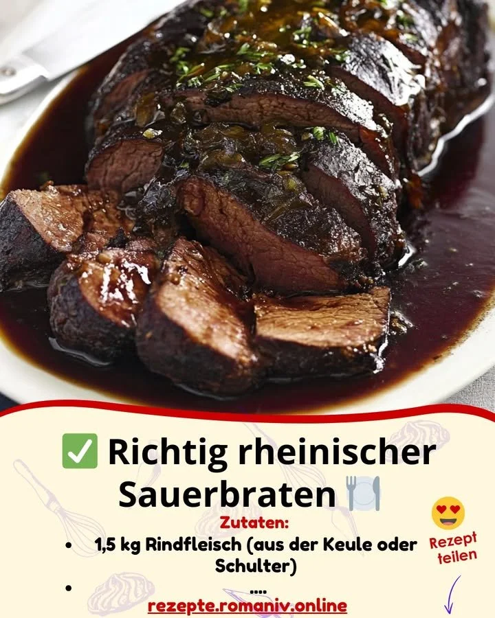 Rheinischer Sauerbraten serviert mit Beilagen auf einem festlich gedeckten Tisch.