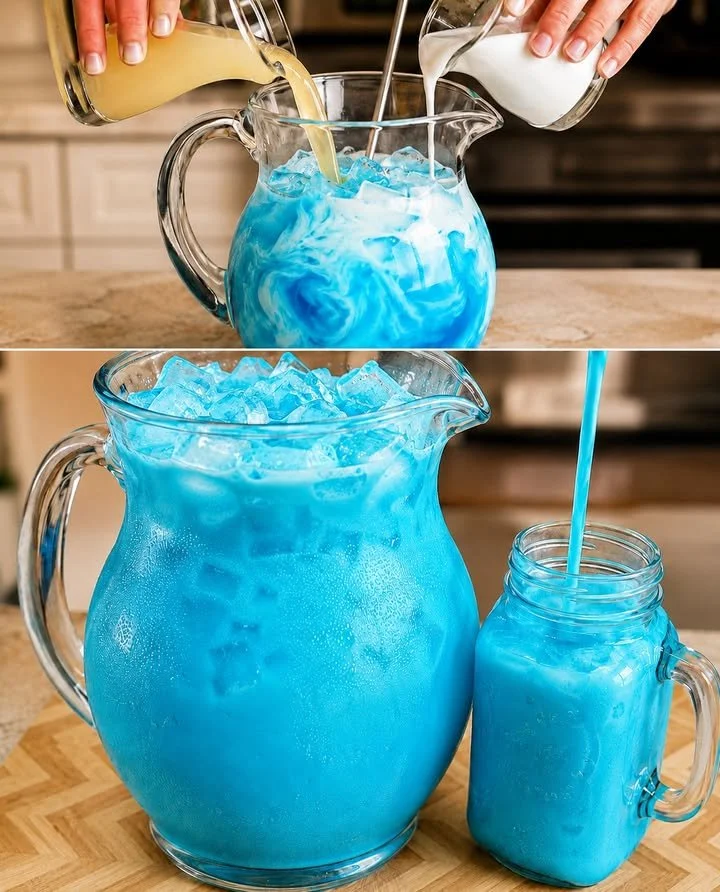 Schlumpf Bowle in einem bunten Glas mit Obststücken