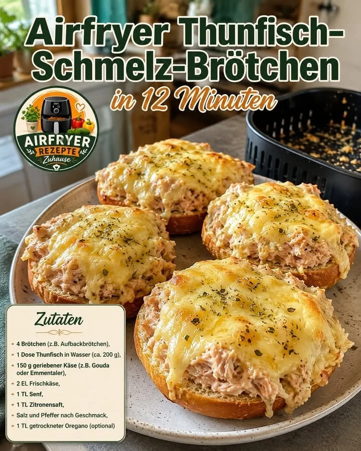 Leckere Thunfisch-Schmelz-Brötchen auf einem Teller serviert