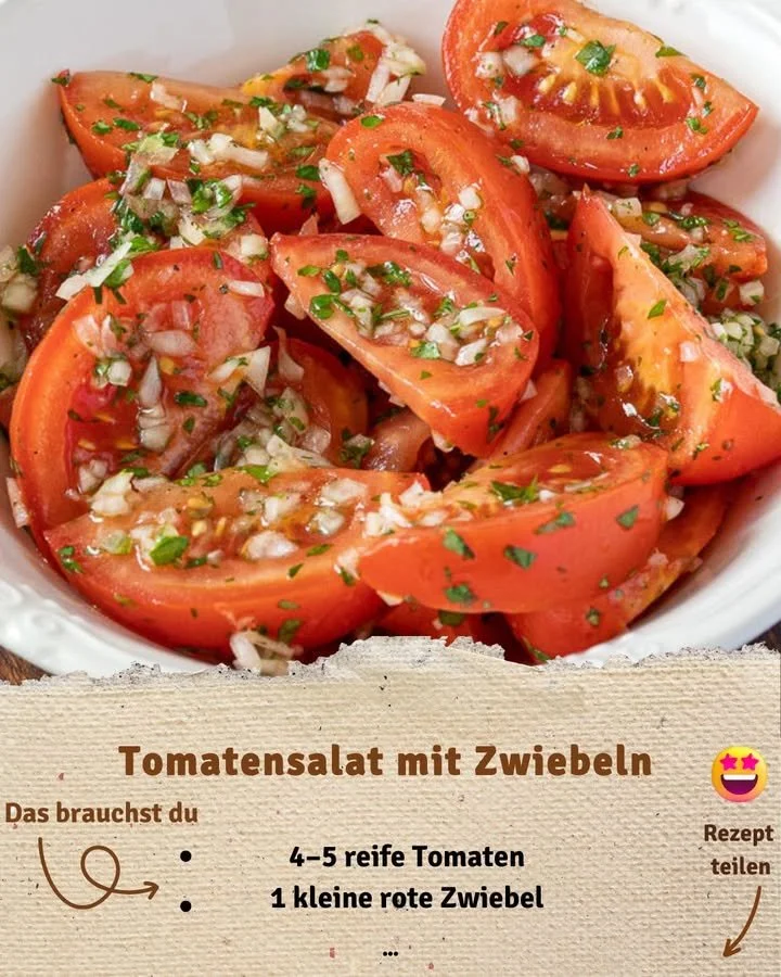 Tomatensalat mit Zwiebeln - frisch und lecker angerichtet