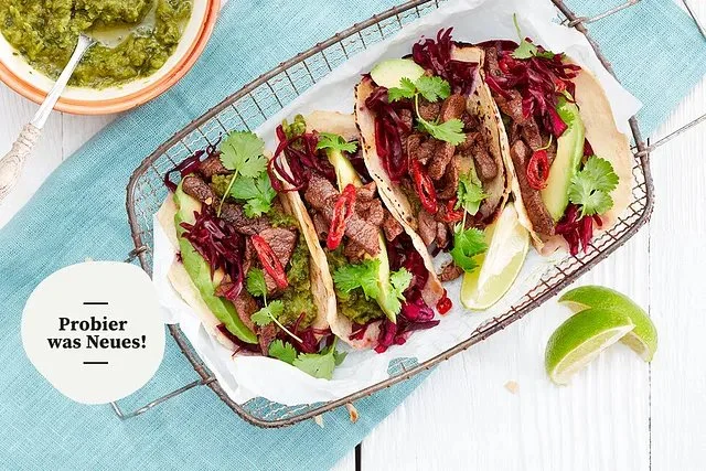 Wilde Tacos von Chefkoch Viki mit Mais-Tortillas, Rehrücken und frischer Salsa verde